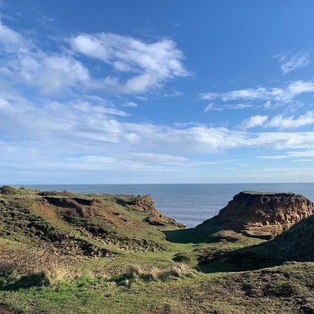 A Bolt Hole By The Beach On The Northumberland Coast Woodhorn Buitenkant foto